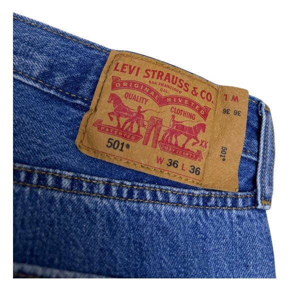 LEVIS 501 Relaxed Straight Leg Casual Designer Denim Pants Jeans Mens 36x36 - Picture 2 of 7